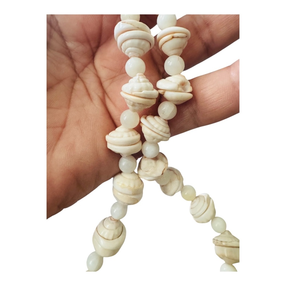 VNTG Hawaiian Heishi Puka Shell Necklace W/ Sea Glass & Copper Mermaid Pendant - Picture 4 of 16